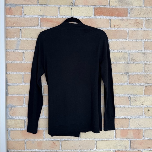 Banana Republic Black Crossover Cardigan - Picture 3 of 3